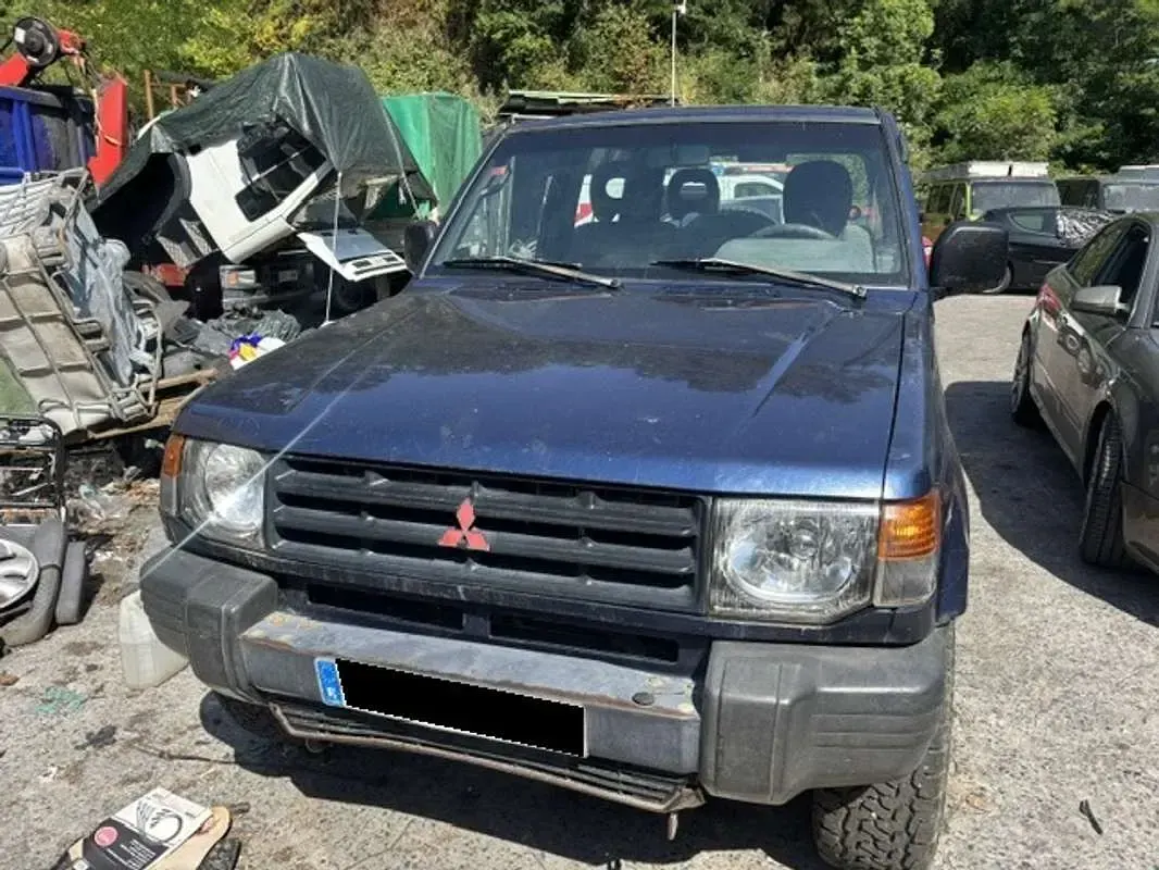 Usado Mitsubishi Montero 99 CV (72 kW) 1999 Azul SUV