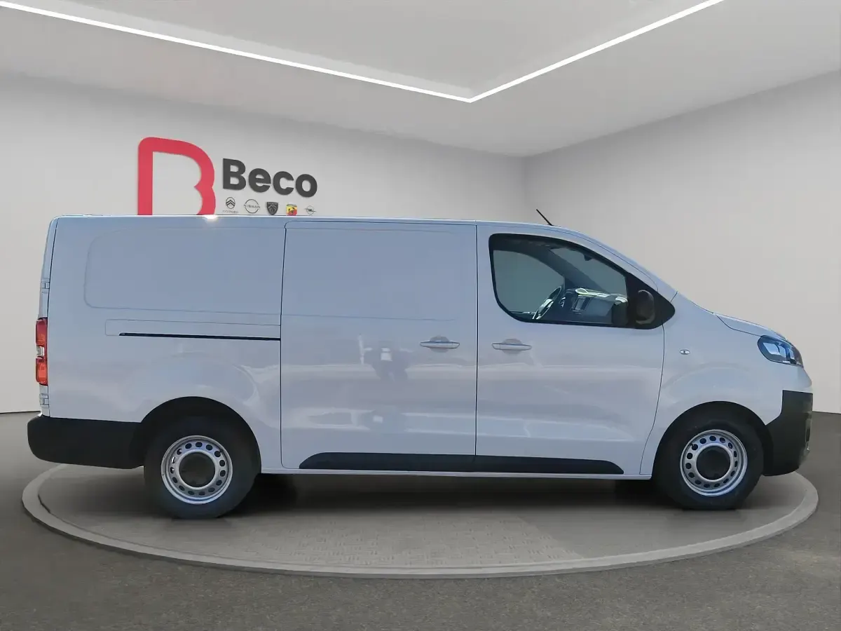 Usado Opel Vivaro 102 CV (75 kW) 2022 Blanco Monovolumen