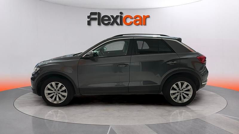 Usado VW T-Roc Advance 110 CV (80 kW) 2021 Gris SUV
