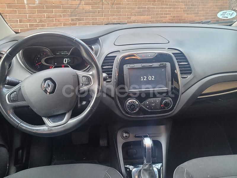 Gris / plata Usado 2016 Renault Captur Intens SUV | 15.900 € (Caro) - Imagen 1/4