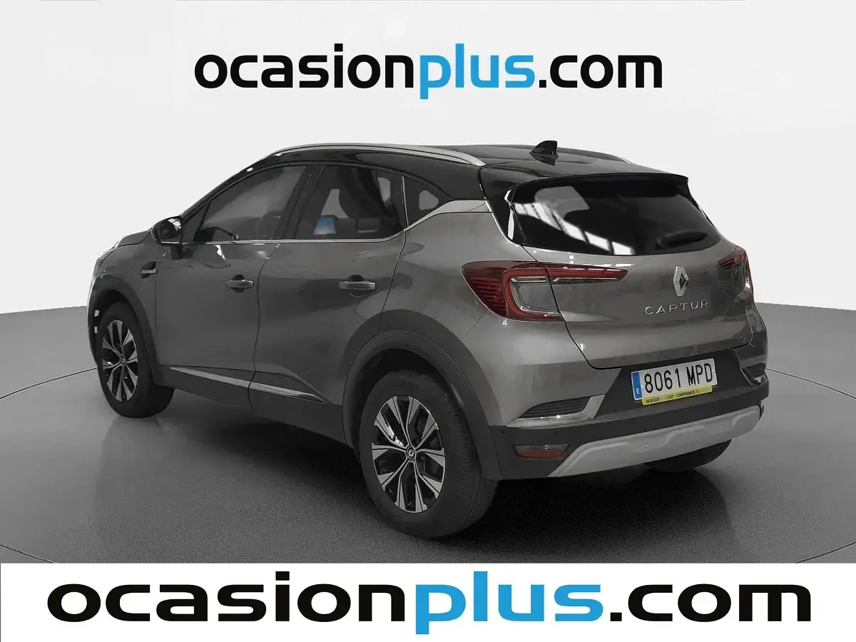 Usado Renault Captur Techno 91 CV (66 kW) 2024 Gris SUV