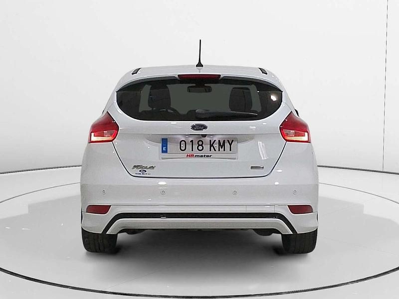 Usado Ford Focus ST-Line 125 CV (91 kW) 2018 Blanco