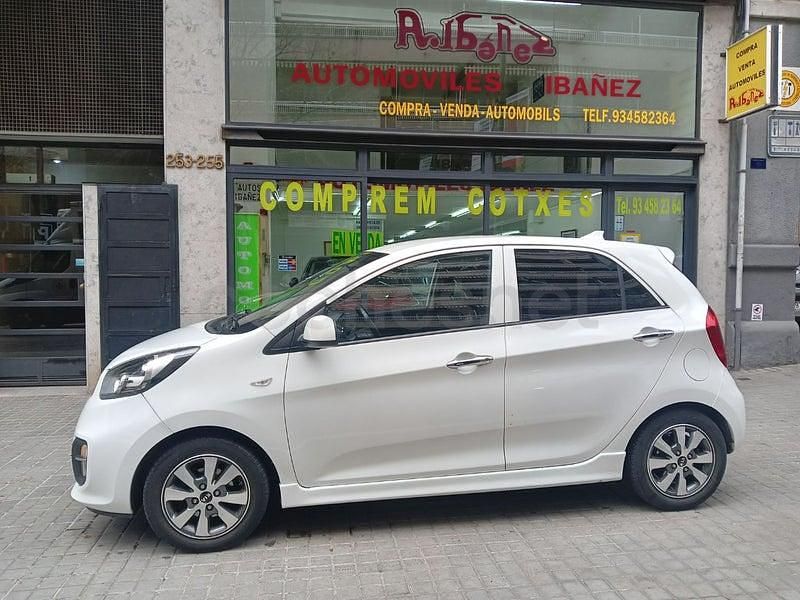 Blanco Usado 2015 Kia Picanto Urban Utilitario | 8990 € (Caro) - Imagen 1/4