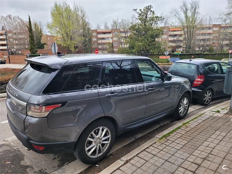 Usado Land Rover Range Rover SE 258 CV (189 kW) 2016 Gris / plata SUV