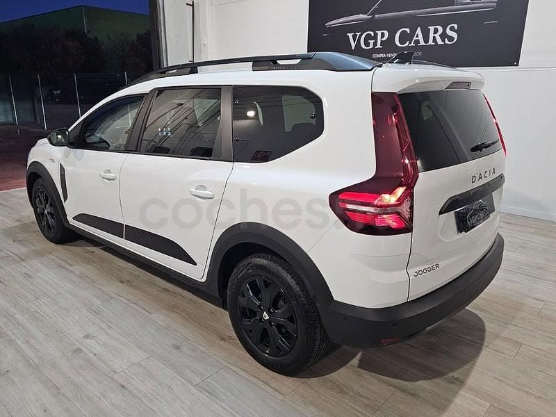 Usado Dacia Jogger Extreme 110 CV (80 kW) 2022 Blanco Monovolumen
