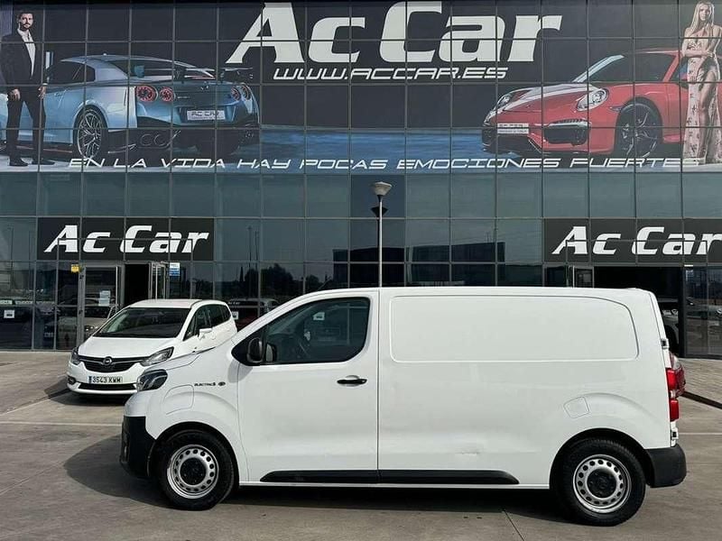 Usado Toyota Proace 100 kW (136 CV) 2021 Blanco Monovolumen