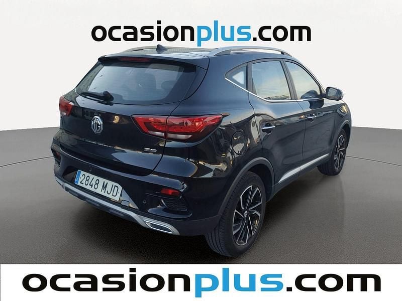 Usado MG ZS Luxury 111 CV (81 kW) 2023 Blanco SUV