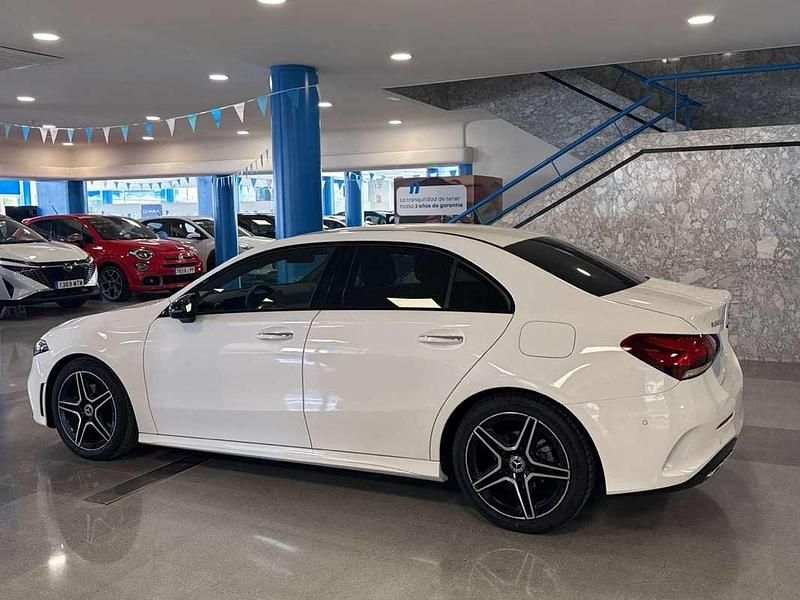 Usado Mercedes A200 150 CV (110 kW) 2023 Blanco Berlina