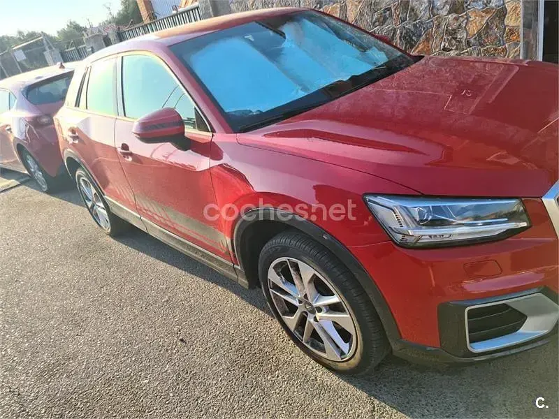 Usado Audi Q2 Sport 116 CV (85 kW) 2018 Rojo SUV