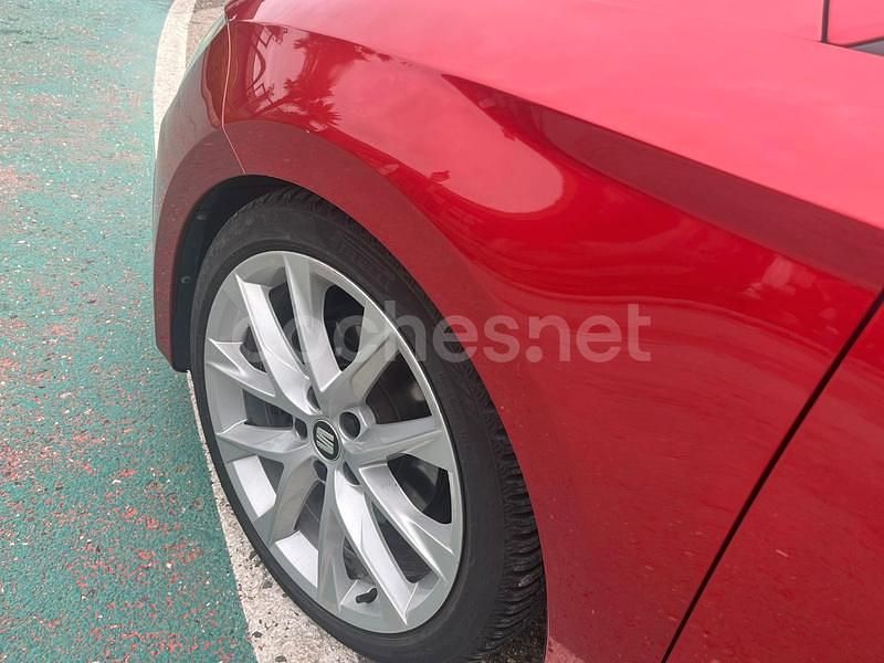 Käytetty Seat Leon FR 150 HP (110 kW) 2017 Punainen Sedan