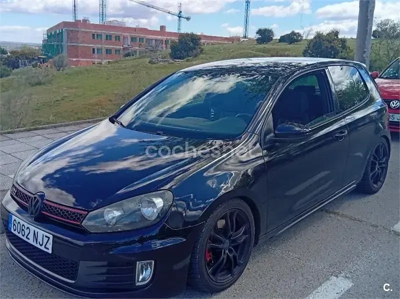 Usado VW Golf VI GTI 210 CV (154 kW) 2011 Negro Utilitario