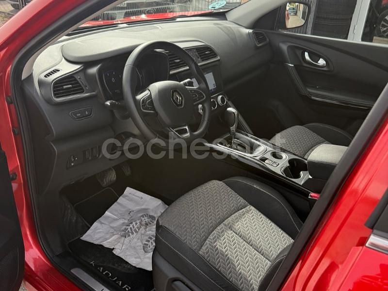 Usado Renault Kadjar LIMITED 140 CV (102 kW) 2021 Rojo SUV