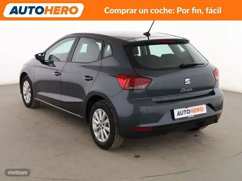 Usado Seat Ibiza Style 110 CV (80 kW) 2023 Gris Utilitario