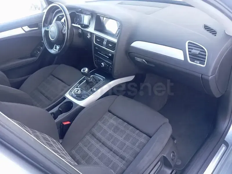 Usado Audi A4 S-Line 150 CV (110 kW) 2015 Gris / plata Berlina