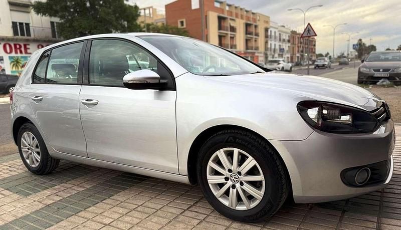 Gris Usado 2009 VW Golf VI Advance Utilitario | 8490 € (Precio justo) - Imagen 1/4