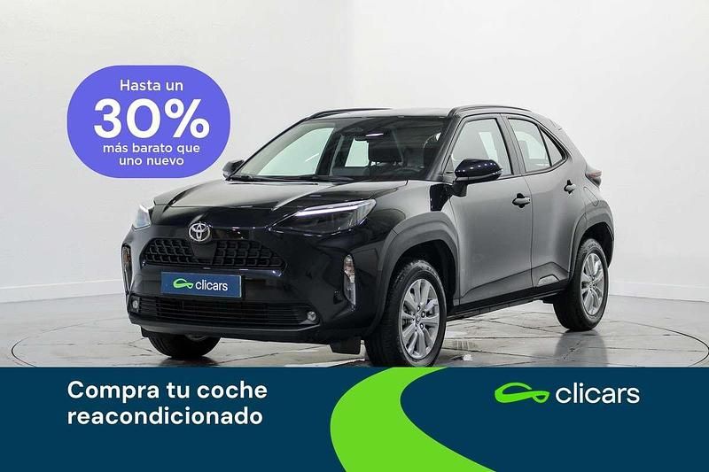 Negro Usado 2024 Toyota Yaris Cross Active SUV | 22.690 € (Buen precio) - Imagen 1/4