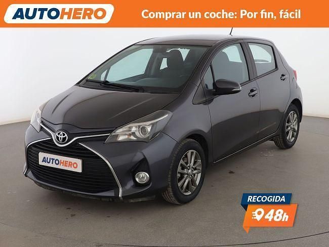 Gris Usado 2014 Toyota Yaris Active Berlina | 9999 € (Precio justo) - Imagen 1/3