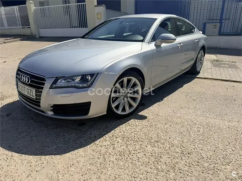 Usado Audi A7 Sportback Premium 245 CV (180 kW) 2011 Gris / plata Utilitario