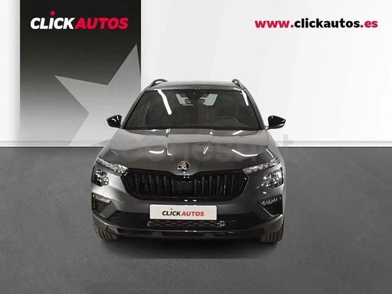 Usado Skoda Kamiq Sport 150 CV (110 kW) 2025 Gris / plata SUV