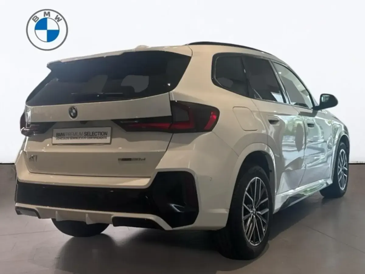 Usado BMW X1 Comfort Edition 163 CV (119 kW) 2025 Blanco SUV