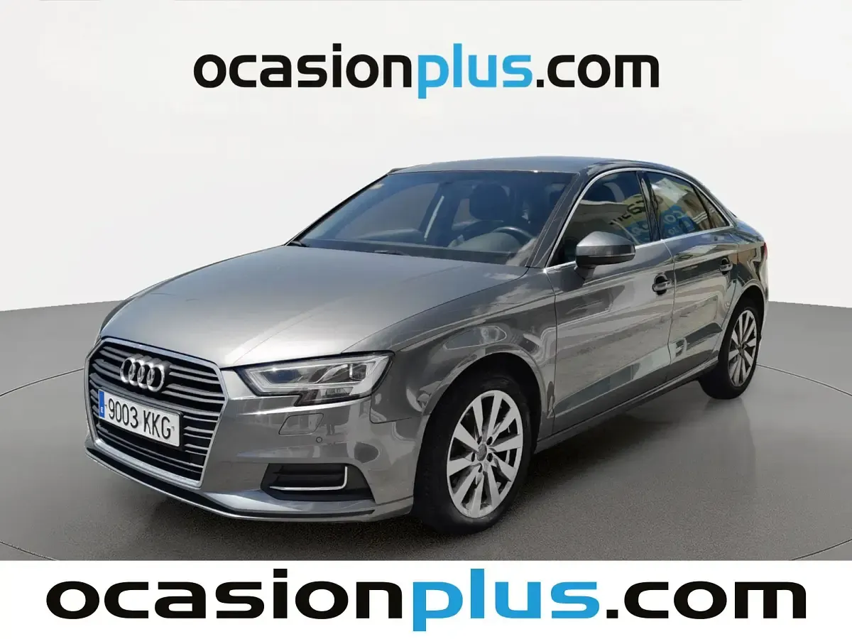 Käytetty Audi A3 Design 116 HP (85 kW) 2018 Sedan