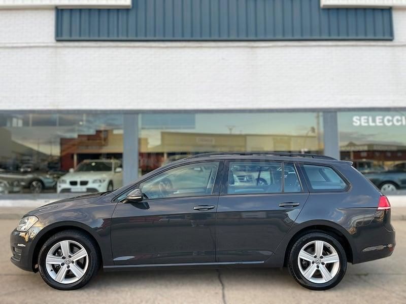 Usado VW Golf VII Advance 150 CV (110 kW) 2015 Gris / plata Familiar