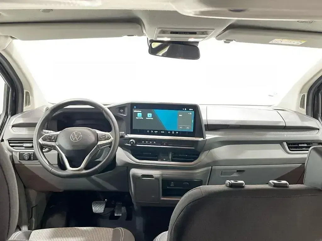 Usado VW Caravelle 150 CV (110 kW) 2025 Negro Van