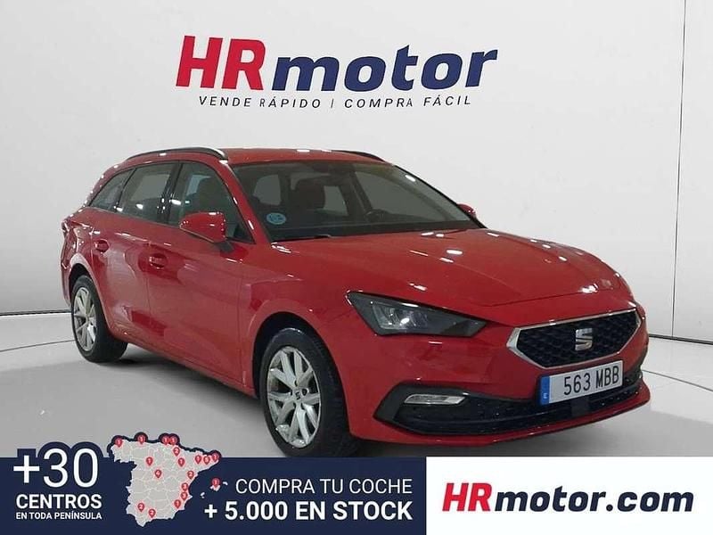 Rojo Usado 2022 Seat Leon Reference Familiar | 15.210 € (Precio justo) - Imagen 1/4
