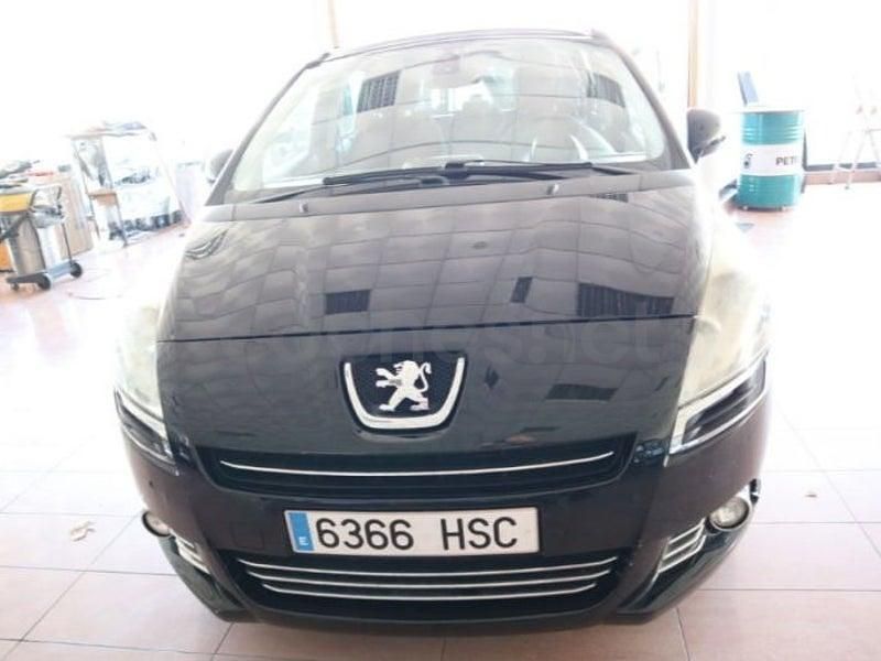 Usado Peugeot 5008 Active 150 CV (110 kW) 2013 Negro Monovolumen