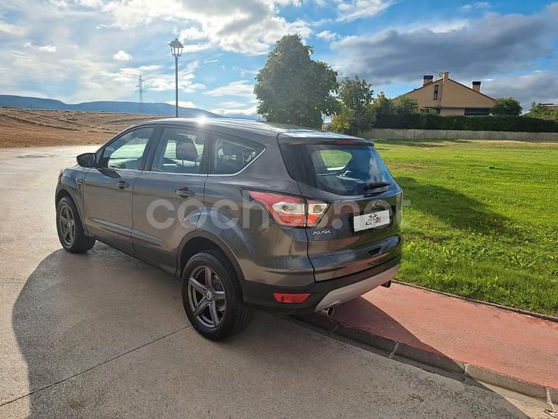 Marrón Usado 2017 Ford Kuga Business Edition SUV | 11.999 € (Super precio) - Imagen 1/4