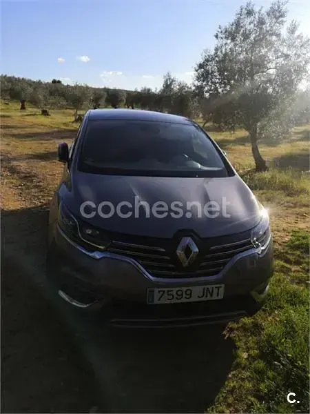 Usado Renault Espace Zen 130 CV (95 kW) 2016 Gris / plata Monovolumen