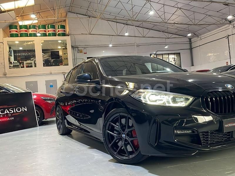 Negro Usado 2023 BMW 118 M Sport Utilitario | 28.990 € (Caro) - Imagen 1/4