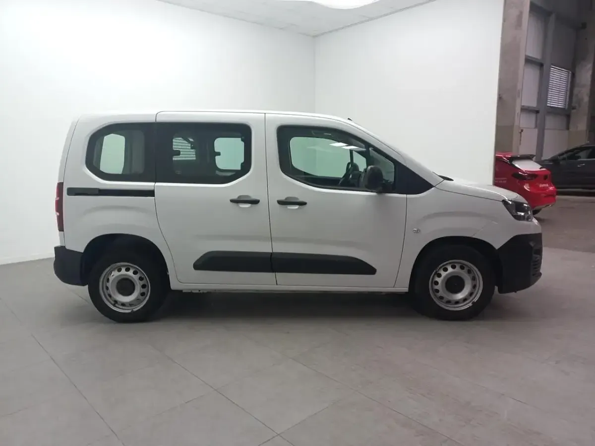 Brugt Citroën Berlingo Live 102 HK (75 kW) 2024 Hvid MPV