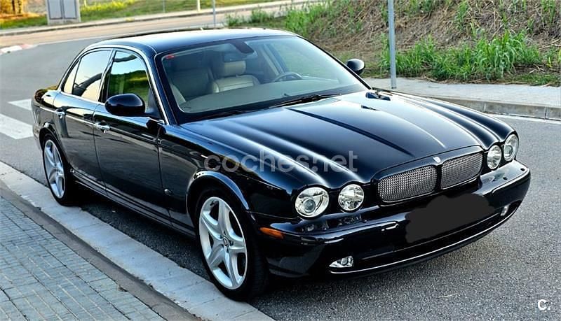 Negro Usado 2006 Jaguar XJ6 Executive Berlina | 15.000 € - Imagen 1/4