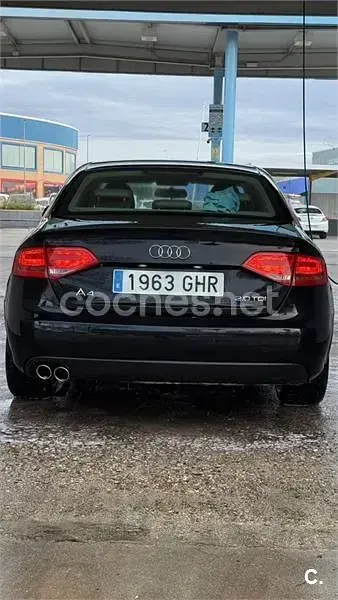 Usado Audi A4 143 CV (105 kW) 2008 Negro Berlina