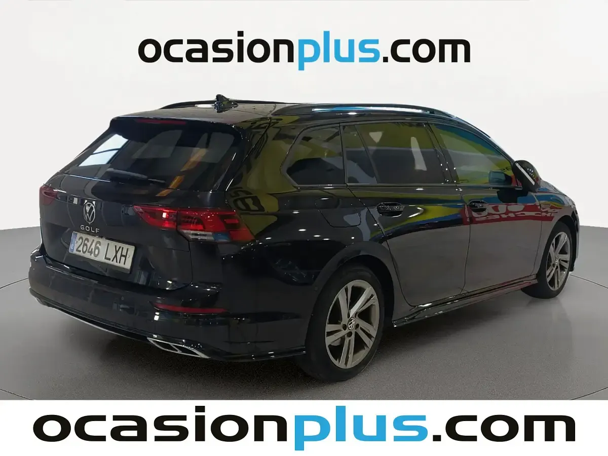 Usado VW Golf R-line 150 CV (110 kW) 2022 Negro Familiar