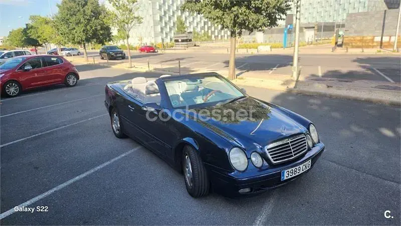 Usado Mercedes CLK200 Elegance 163 CV (119 kW) 2003 Azul Descapotable