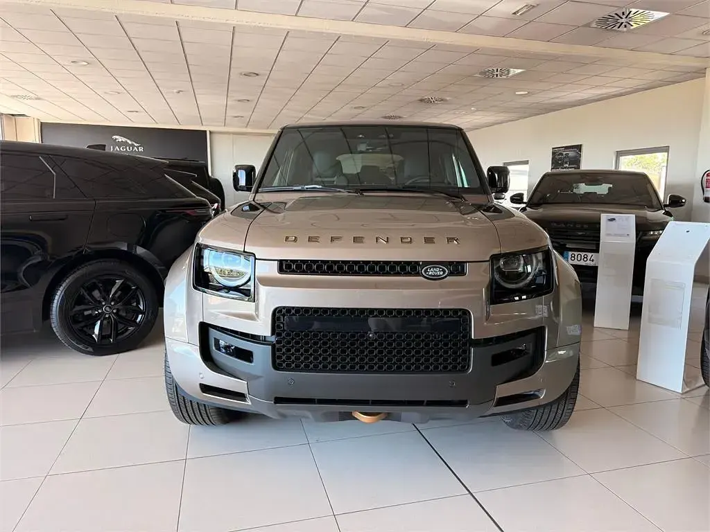 Nuevo Land Rover Defender 635 CV (467 kW) 2026 Petra cooper SUV