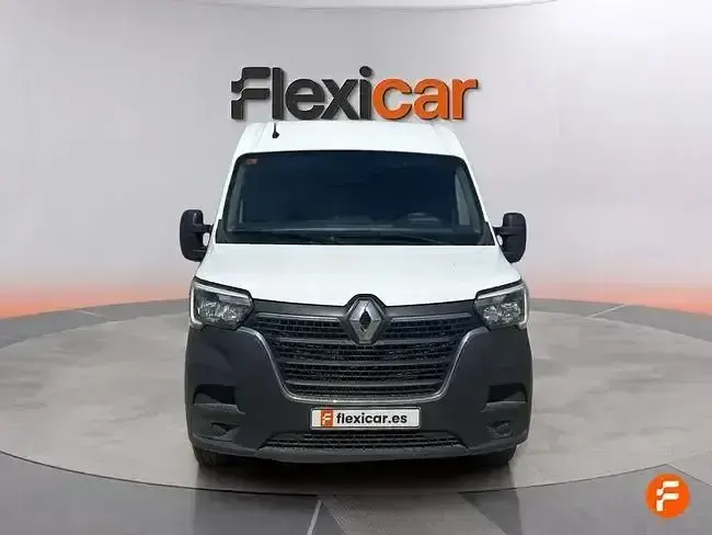Usado Renault Master 136 CV (100 kW) 2023 Blanco Monovolumen