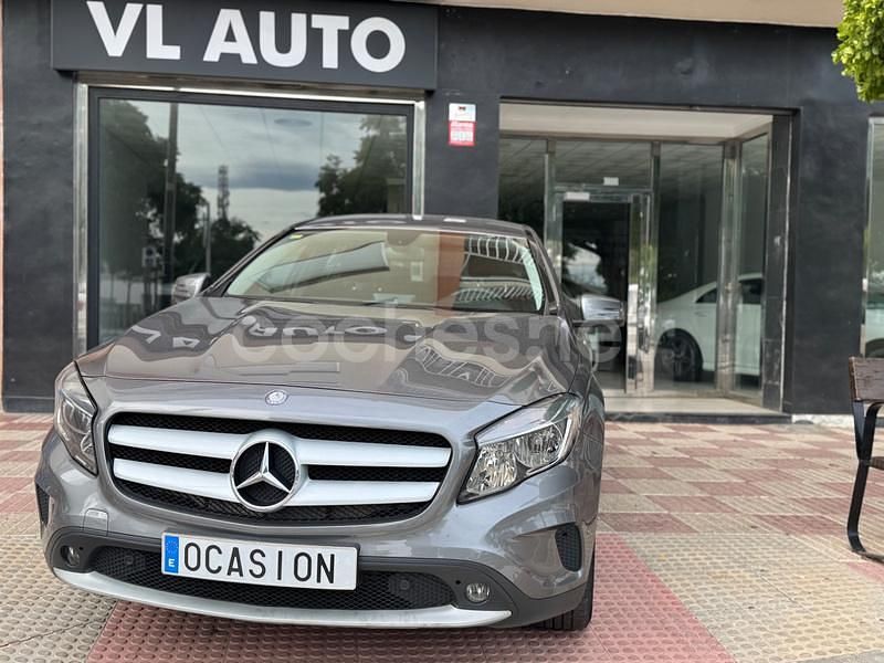 Gris / plata Usado 2015 Mercedes GLA200 Urban SUV | 14.500 € (Precio justo) - Imagen 1/4