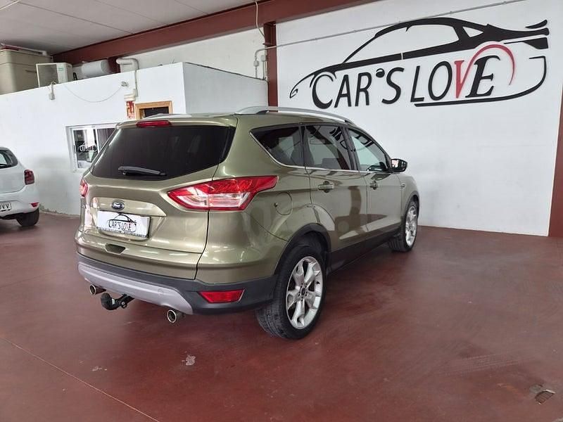 Usado Ford Kuga Titanium 140 CV (102 kW) 2013 Beige SUV