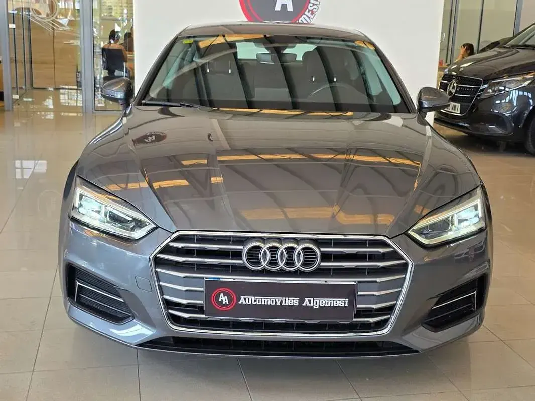 Usado Audi A5 Sportback 190 CV (139 kW) 2018 Gris Utilitario