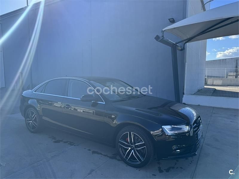 Negro Usado 2015 Audi A4 Berlina | 15.500 € (Precio justo) - Imagen 1/4
