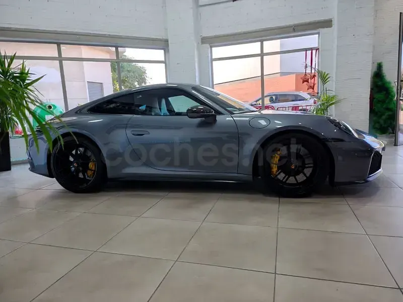 Usado Porsche 911 Carrera GTS 541 CV (397 kW) 2025 Gris / plata Coupe