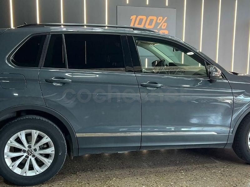 Usado VW Tiguan Life 130 HP (95 kW) 2021 Cinzento SUV