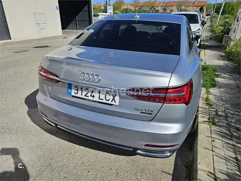 Usado Audi A6 Design 286 CV (210 kW) 2019 Gris / plata Familiar