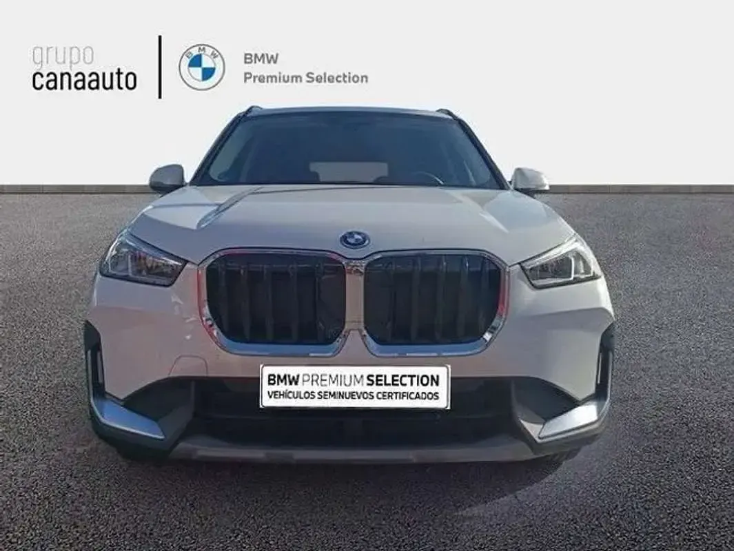 Usado BMW X1 Shadowline 245 CV (180 kW) 2024 Blanco SUV