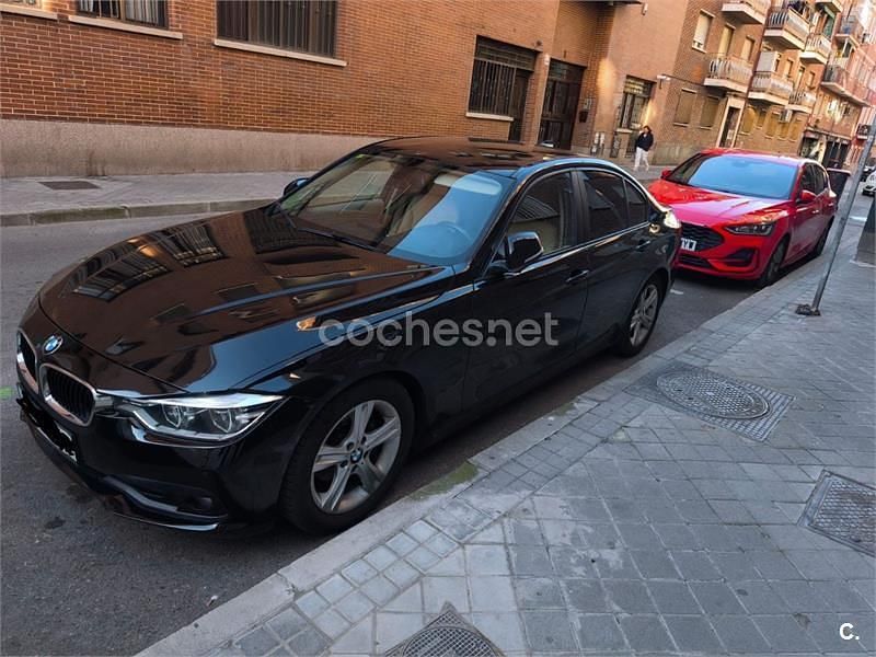 Usado BMW 318 Gran Turismo 143 CV (105 kW) 2016 Negro Berlina