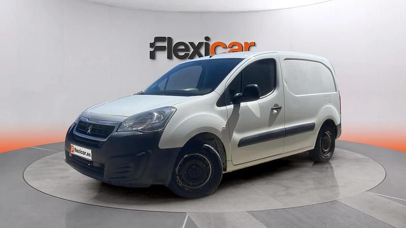 Usado Peugeot Partner 99 CV (72 kW) 2018 Blanco