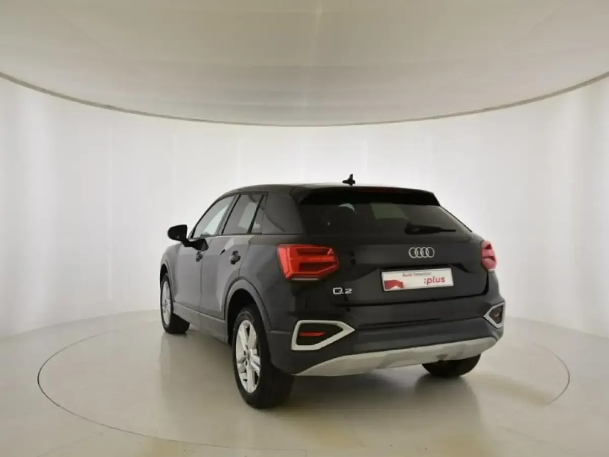 Usado Audi Q2 110 CV (80 kW) 2022 Negro SUV